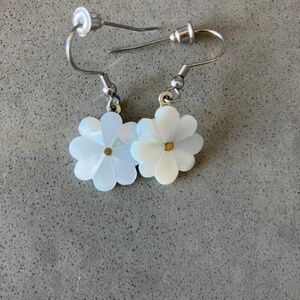Daisy earrings
